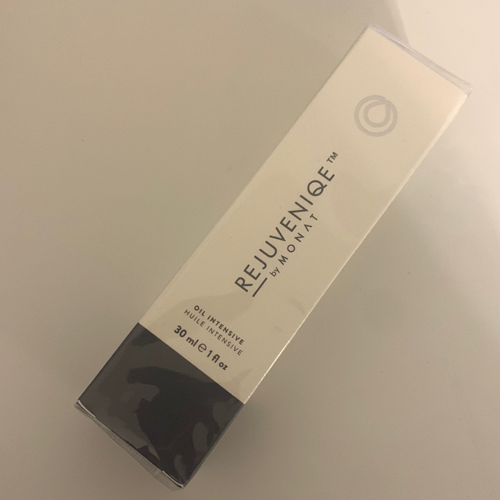 Rejuvenique by Monat Oil Intensive